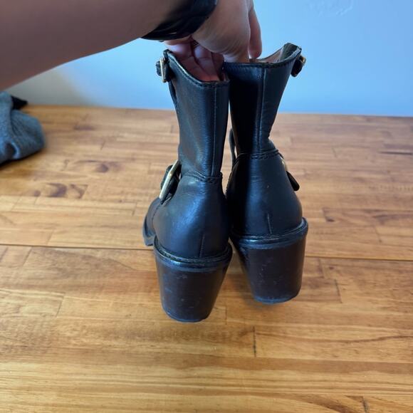 Marc By Marc Jacobs Black Leather Buckle Heeled Moto Booties Size 38.5 - Picture 4 of 7